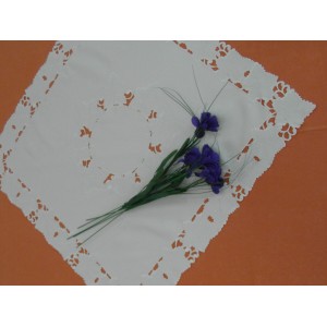 Serweta haftowana 85cm x 85cm 09e0001