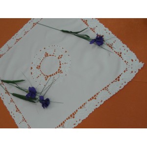 Serweta haftowana 85cm x 85cm b16